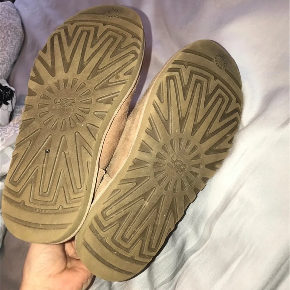 UGG boots - Picture 2 of 3